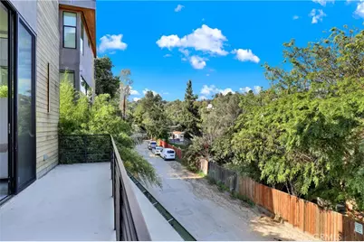 3949 Glenalbyn Drive, Los Angeles, CA 90065 - Photo 35