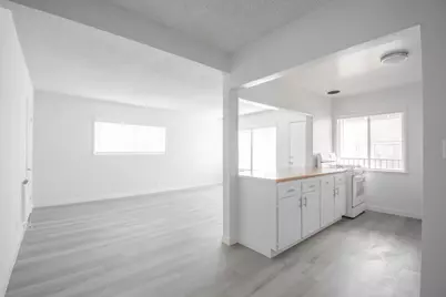 906 E Imperial, El Segundo, CA 90245 - Photo 11