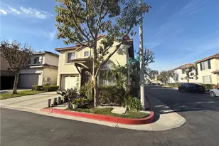 15 Redwood Ct, Stanton, CA 90680 - Photo 3