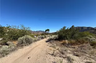 4292 Davis Ranch Rd, Phelan, CA 92371 - Photo 1