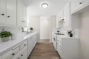 10830 La Terraza Ave, Fountain Valley, CA 92708 - Photo 11