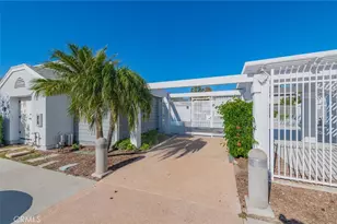 83 Huntington, Irvine, CA 92620 - Photo 19