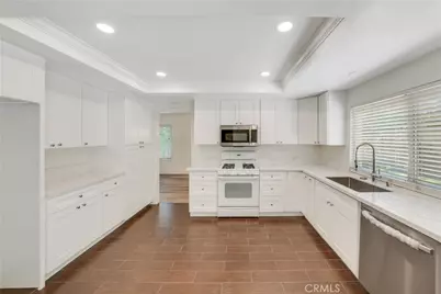 14 Yorktown, Irvine, CA 92620 - Photo 13