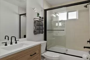 718 S Claudina, Anaheim, CA 92805 - Photo 13