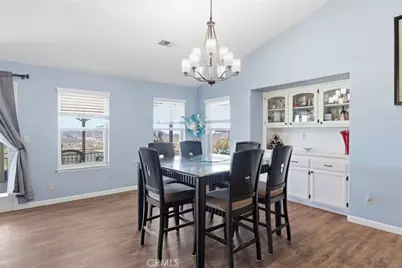 27100 Barkes Way, Tehachapi, CA 93561 - Photo 13