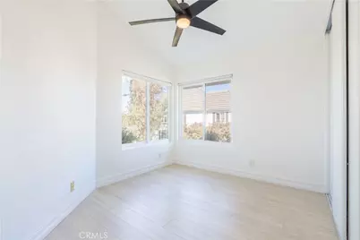 240 Nice #302, Newport Beach, CA 92663 - Photo 21