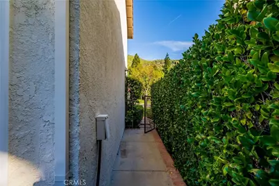 19560 Eagle Ridge, Porter Ranch, CA 91326 - Photo 45