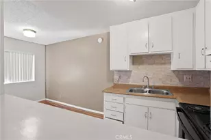 13050 Dronfield, Sylmar, CA 91342 - Photo 19