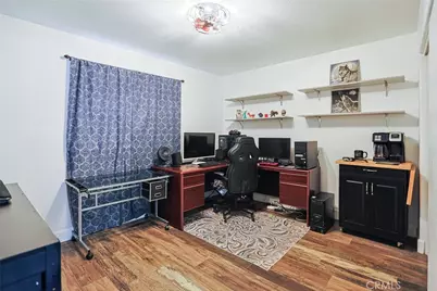 23095 Hemlock, Crestline, CA 92325 - Photo 29