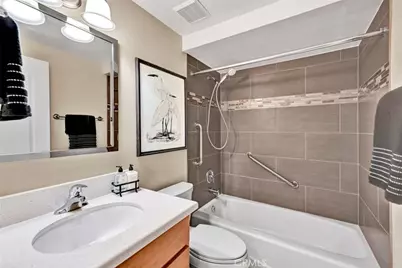 8466 Idlewild, Huntington Beach, CA 92646 - Photo 17