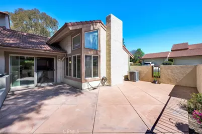 8466 Idlewild, Huntington Beach, CA 92646 - Photo 13