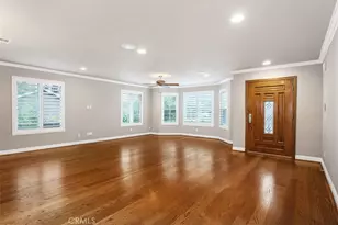 18452 Carnaby, Huntington Beach, CA 92648 - Photo 5