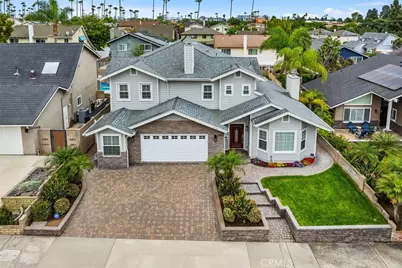18452 Carnaby, Huntington Beach, CA 92648 - Photo 47