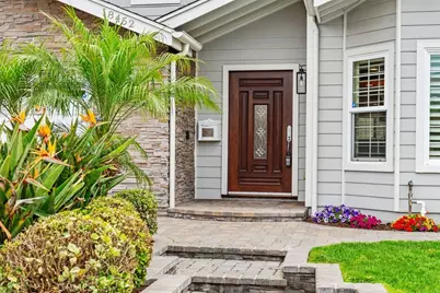 18452 Carnaby, Huntington Beach, CA 92648 - Photo 3