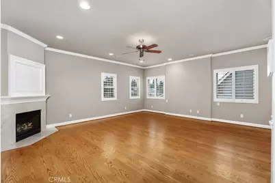 18452 Carnaby, Huntington Beach, CA 92648 - Photo 27