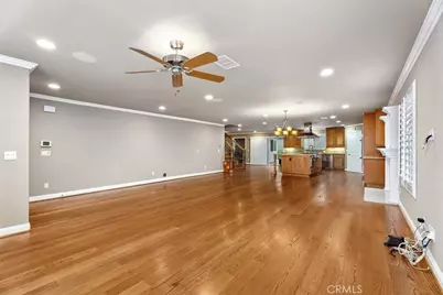 18452 Carnaby, Huntington Beach, CA 92648 - Photo 11