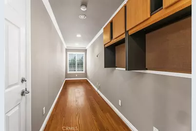 18452 Carnaby, Huntington Beach, CA 92648 - Photo 23