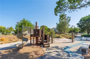 121 Baluster, Irvine, CA 92618 - Photo 55