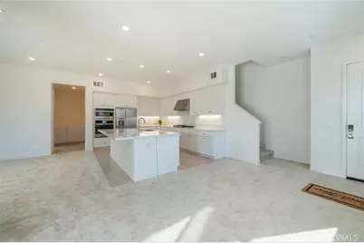 121 Baluster, Irvine, CA 92618 - Photo 13