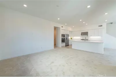 121 Baluster, Irvine, CA 92618 - Photo 3