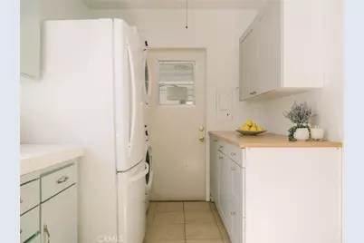 801 N Myers, Burbank, CA 91506 - Photo 11