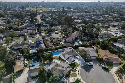 2284 Redlands Drive, Newport Beach, CA 92660 - Photo 33