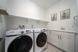 120 Gemini, Irvine, CA 92618 - Photo 27