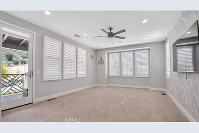 18601 Juniper Springs, Canyon Country, CA 91387 - Photo 29