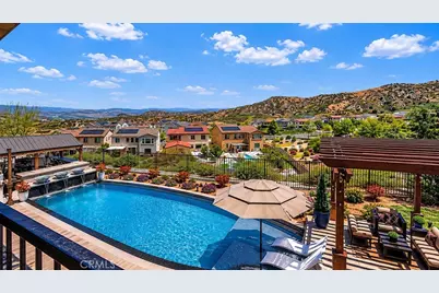 18601 Juniper Springs, Canyon Country, CA 91387 - Photo 13