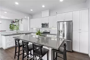 114 Borrego, Irvine, CA 92618 - Photo 5
