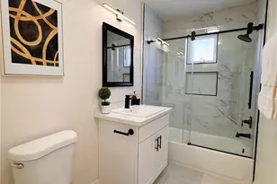 8633 Cimarron St, Los Angeles, CA 90047 - Photo 7