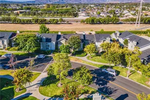 32 Goldenbush, Irvine, CA 92604 - Photo 53