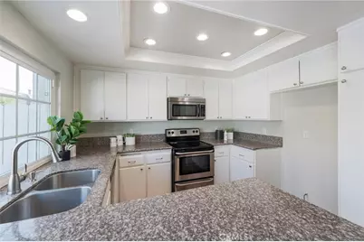 32 Goldenbush, Irvine, CA 92604 - Photo 15