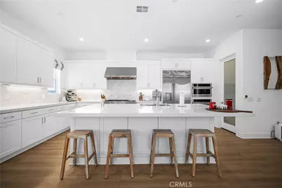 333 Sora, Irvine, CA 92618 - Photo 17