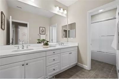 79 Thornapple, Irvine, CA 92620 - Photo 29