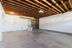 29166 Flowerpark Dr, Canyon Country, CA 91387 - Photo 35