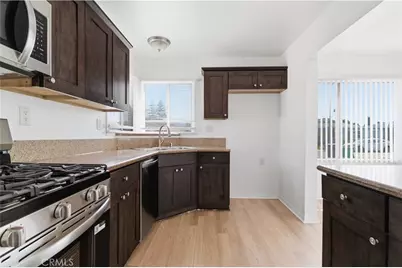 127 W Zane Street, Long Beach, CA 90805 - Photo 7