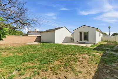 127 W Zane Street, Long Beach, CA 90805 - Photo 25