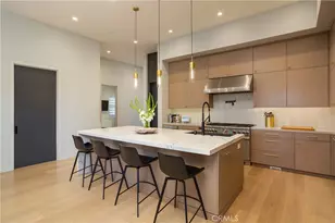 1756 Voorhees Ave, Manhattan Beach, CA 90266 - Photo 11