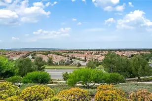 133 Hemisphere, Irvine, CA 92618 - Photo 33