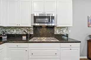 12138 Chutes Ct, Jurupa Valley, CA 91752 - Photo 9