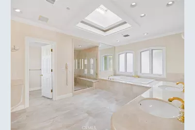 20 Pelican Point, Newport Coast, CA 92657 - Photo 5