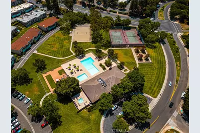 23292 Caminito Andreta, Laguna Hills, CA 92653 - Photo 35