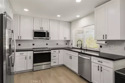 23292 Caminito Andreta, Laguna Hills, CA 92653 - Photo 11