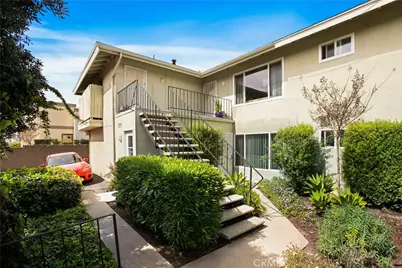 17021 Pinehurst, Huntington Beach, CA 92647 - Photo 3