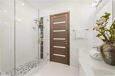 4485 Hazeltine Avenue #1, Sherman Oaks, CA 91423 - Photo 37