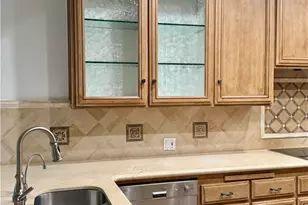 6121 Greenbrier, Huntington Beach, CA 92648 - Photo 9