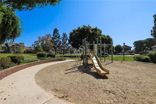 26 Helena, Irvine, CA 92604 - Photo 43
