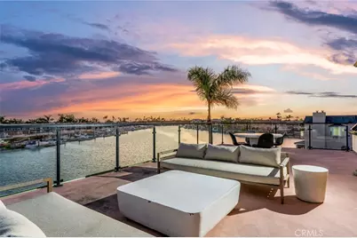 17007 Edgewater Lane, Huntington Beach, CA 92649 - Photo 5