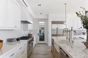 17007 Edgewater Ln, Huntington Beach, CA 92649 - Photo 15